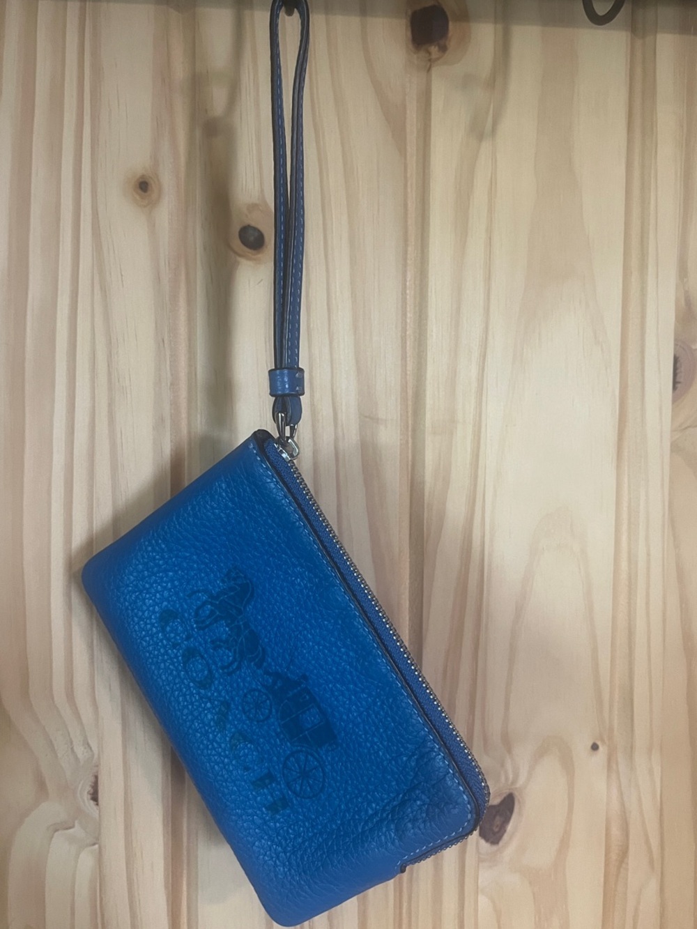 Coach Jes Vibrant Blue Pebbled Leather Side Zip Wristlet
